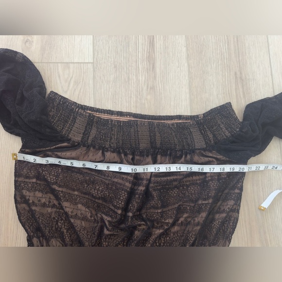 HD IN PARIS Anthropologie Black and Tan Textured Top 🖤🤎
*NEW WITH TAGS 🏷️ - Picture 10 of 10